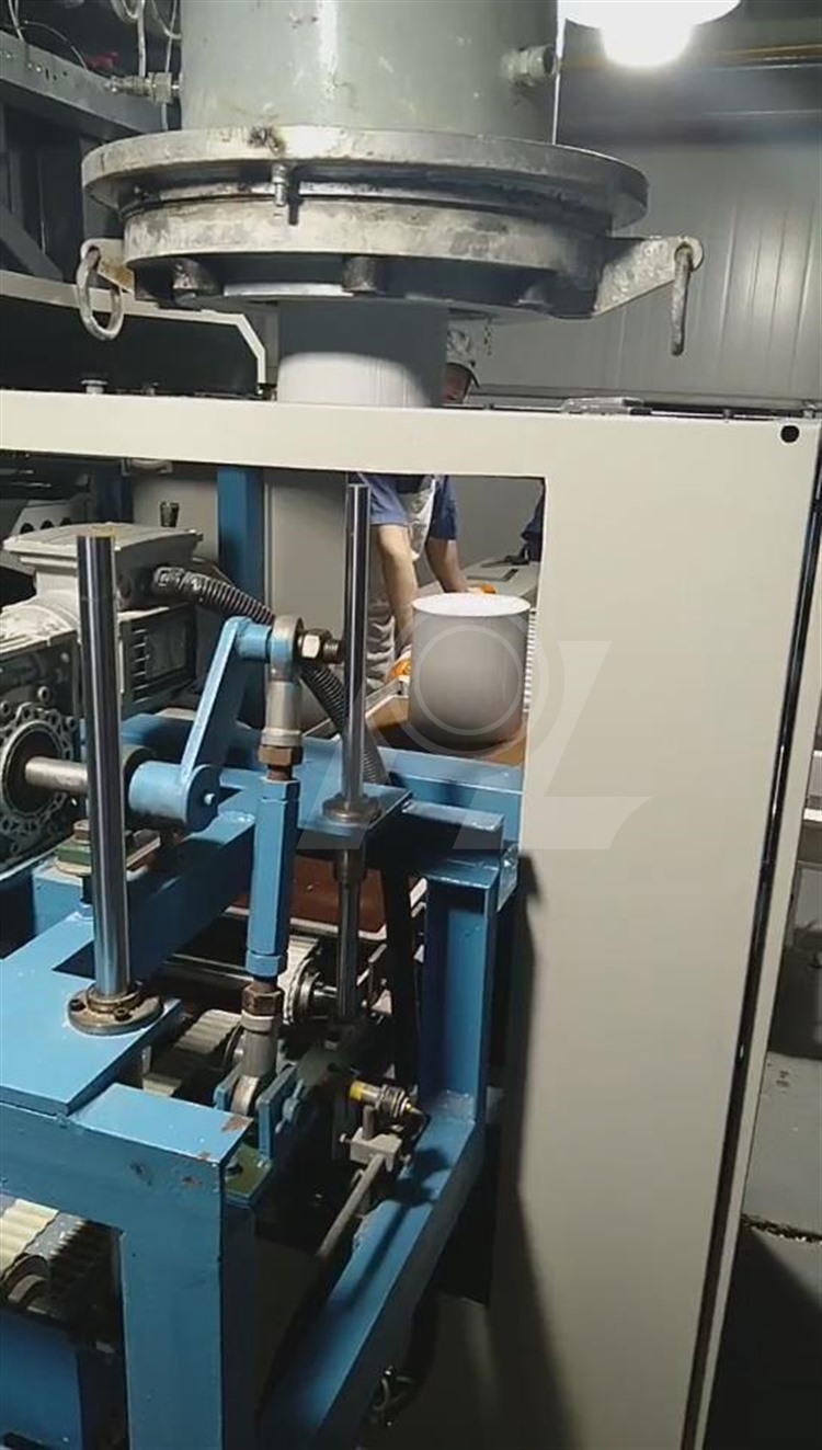 5，大產(chǎn)品立式連續(xù)擠出